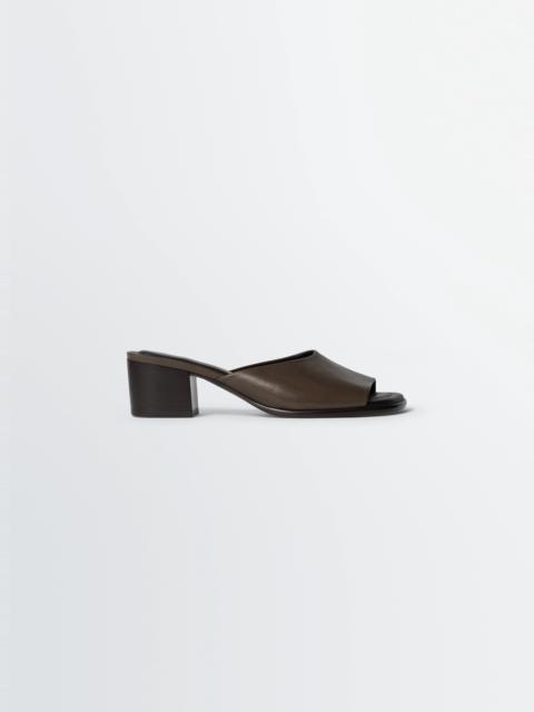 SQUARE-HEELED MULES 55 MM IN LEATHER