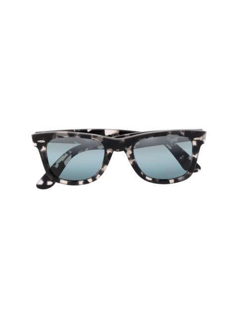tortoiseshell wayfarer sunglasses