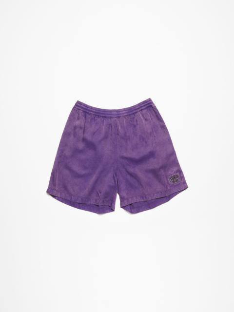 Garment-dyed shorts - Dark purple