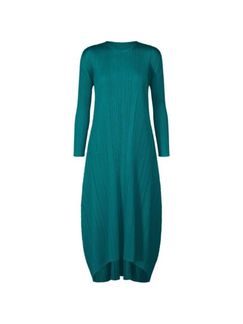 long-sleeved pleated midi dress