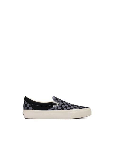 LX Classic 98 slip-on sneakers