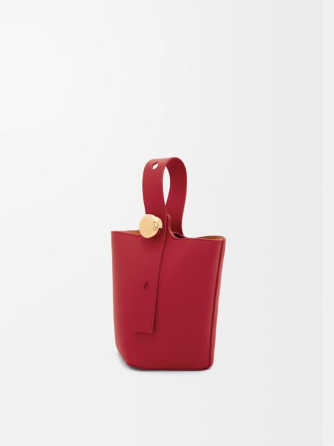 Mini Pebble bucket in smooth calfskin