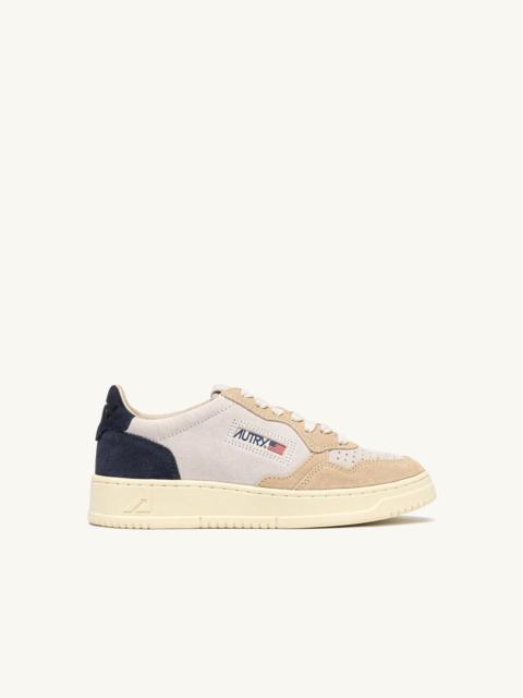 MEDALIST LOW TRICOLOR SNEAKERS IN SUEDE COLOR WHITE SAND AND BLUE SPACE