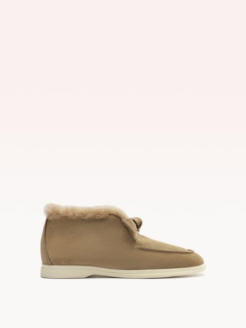 CLARITA SHEARLING SLIP ON BOOTIE SEMOLINA