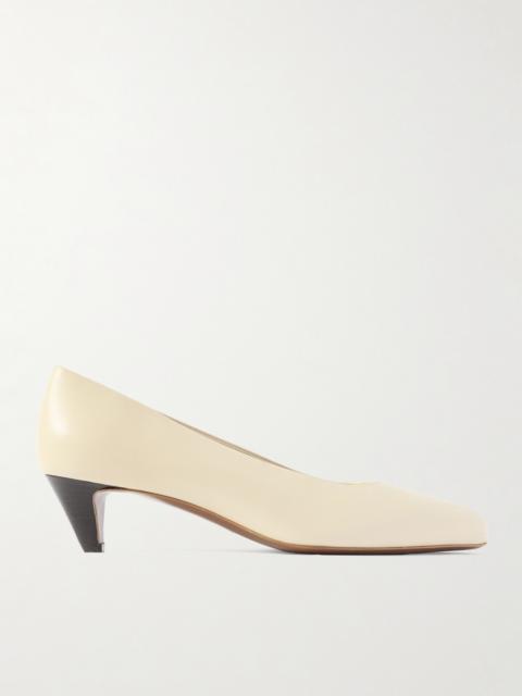 Fera Leather Pumps