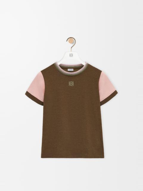 Small fit T-shirt in cotton blend
