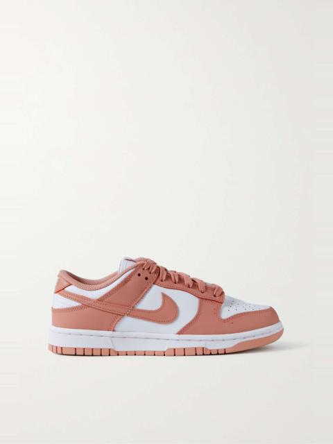 Dunk Low leather sneakers