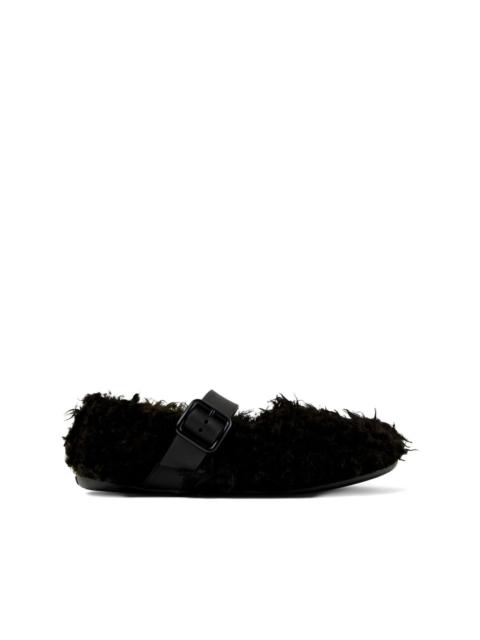 Wabi buckle-fastening furry flat pumps