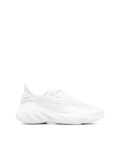 low-top lace-up sneakers