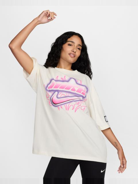 Nike Sportswear Women's Oversized Short-Sleeve T-Shirt