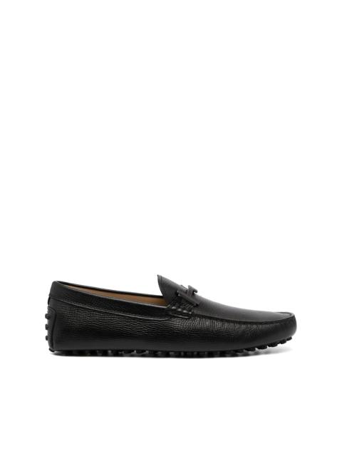 Gommini textured leather loafers