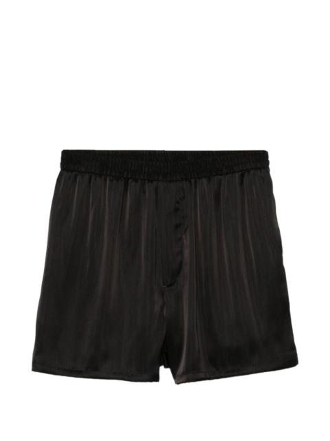 elasticated-waist shorts