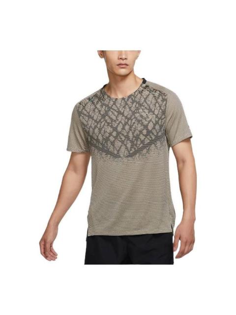 Nike Dri-FIT ADV Run Division Techknit Reflective Design Running Short Sleeve Olive Grey DQ4779-010
