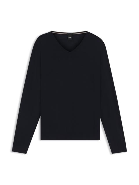 V-NECK SWEATER IN MERINO WOOL