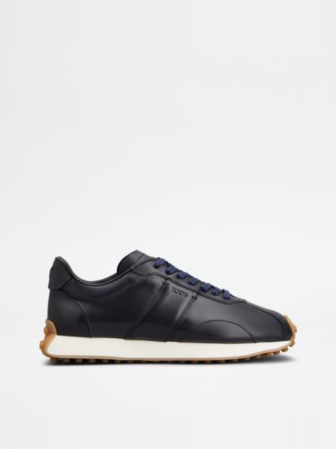 T VINTAGE SNEAKERS IN LEATHER - BLUE