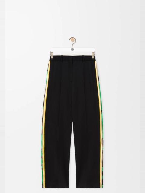 Trousers in wool