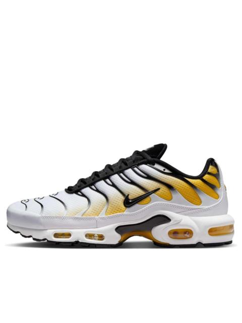 Nike Air Max Plus 'White Varsity Maize' DM0032-104