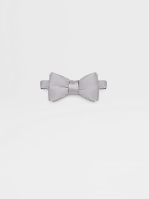 LIGHT GREY SILK BOWTIE