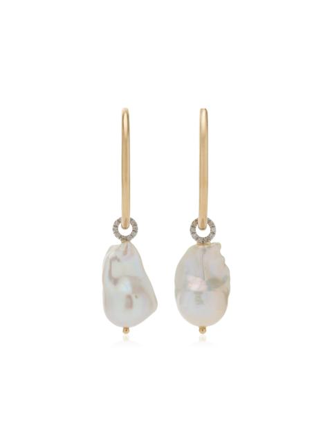 14kt Yellow Gold Pearl And Diamond Earrings white