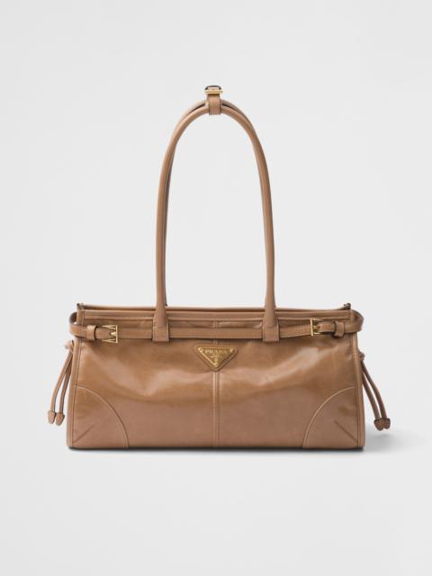 Medium leather handbag