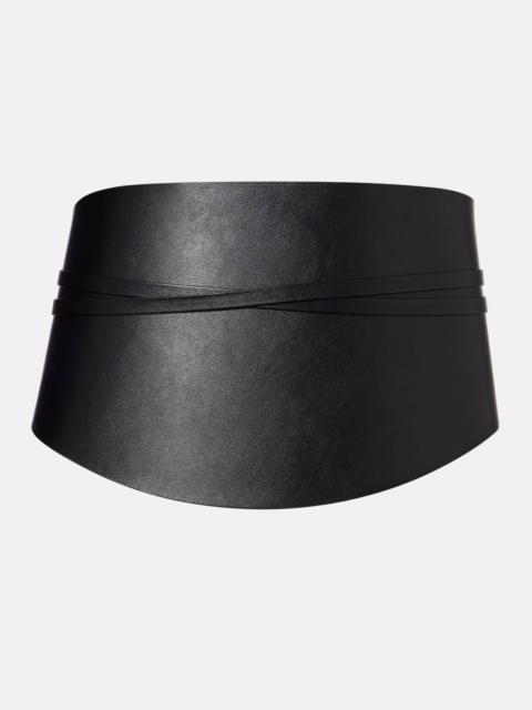 Undone leather belt