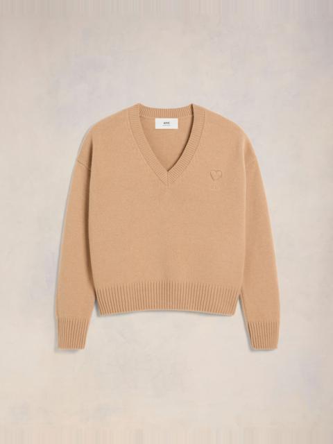 EMBOSSED AMI DE COEUR V NECK SWEATER