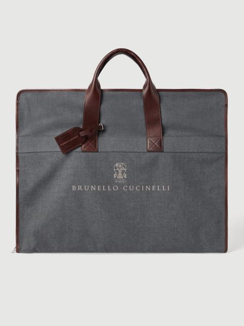 Techno fabric and calfskin suit holder