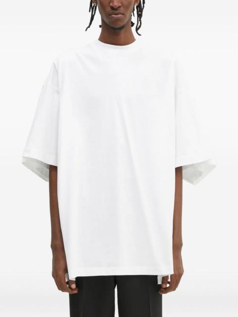 wide-sleeve T-shirt
