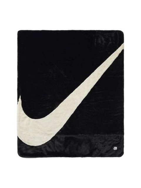 Nike Sportswear NSW Plush Faux Fur Blanket 'Black' CZ4549-010