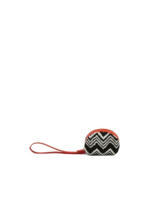 zigzag-pattern coin case