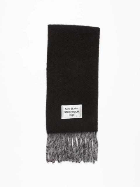 Fringed scarf logo label - Black/grey