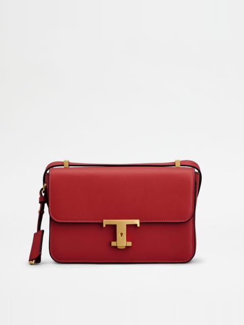 T TIMELESS FLAP BAG IN LEATHER MINI - RED