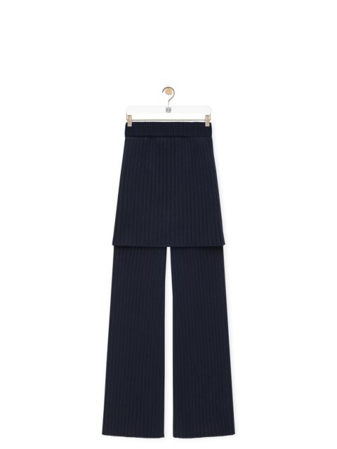 Trousers in wool