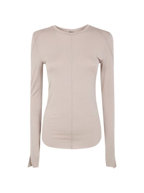 long-sleeved T-shirt