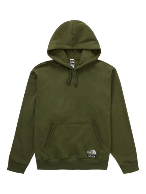 x  The North Face hand-warmer pouch hoodie