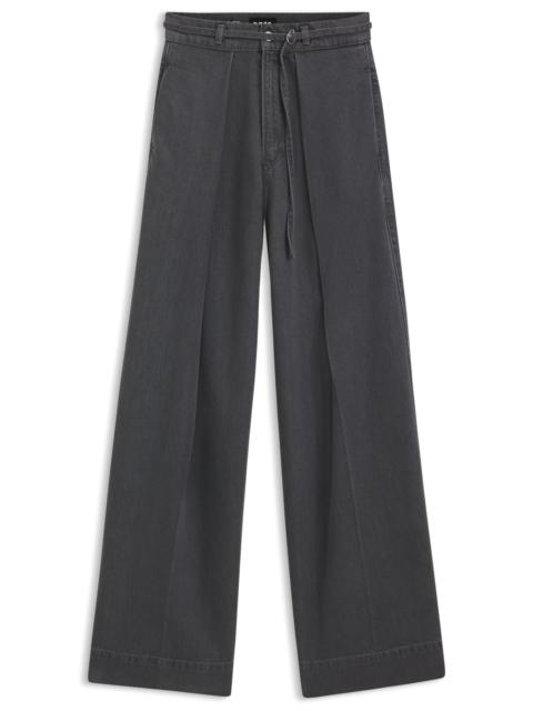 WIDE-LEG BELTED JEANS WITH FRONT PLEATS