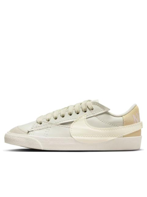 (WMNS) Nike Blazer Low '77 Jumbo 'Sea Glass Pale Ivory' DQ1470-004