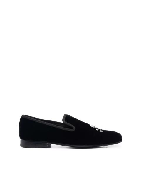 skull embroidery velvet loafers