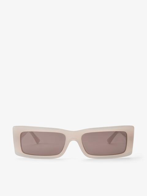 Lennon
Opal Taupe Rectangular Sunglasses