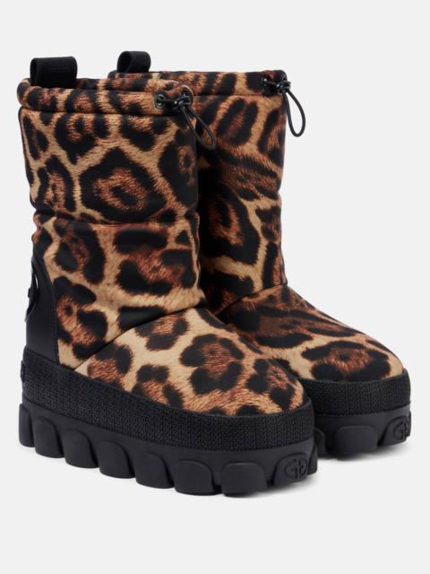 Snowy leopard-print snow boots