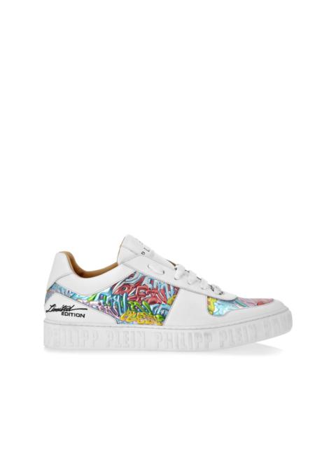 graffiti-print lace-up sneakers