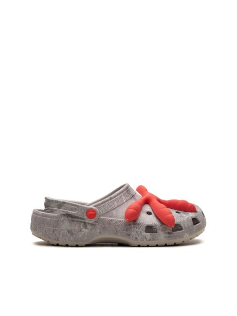 x Salehe Bembury "Staple Design" clogs