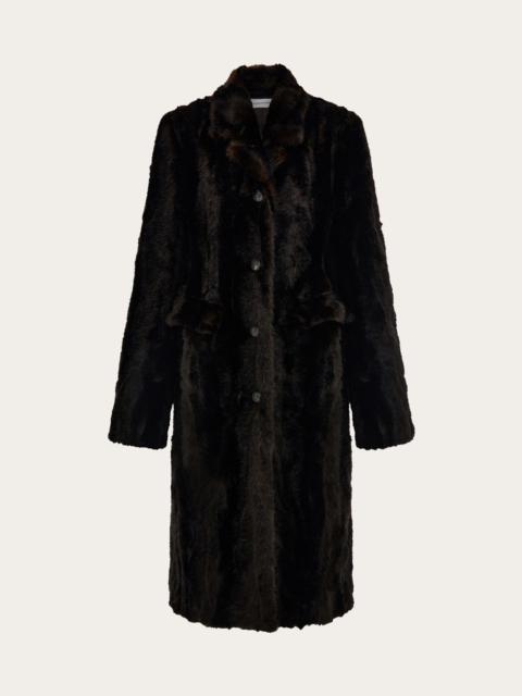 Single-breasted coat