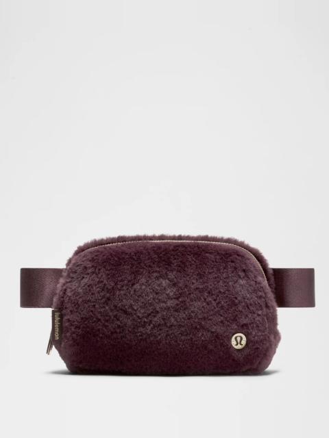 Everywhere Belt Bag 1L *Plush Fleece
