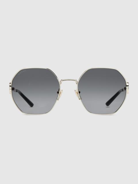 Oval frame sunglasses