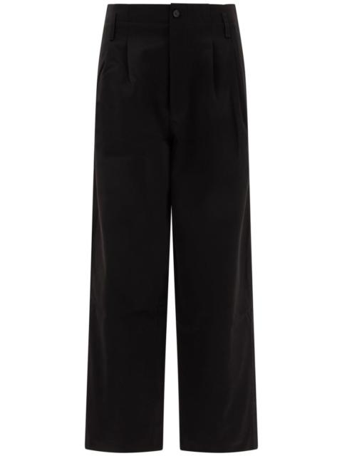pleated trousers