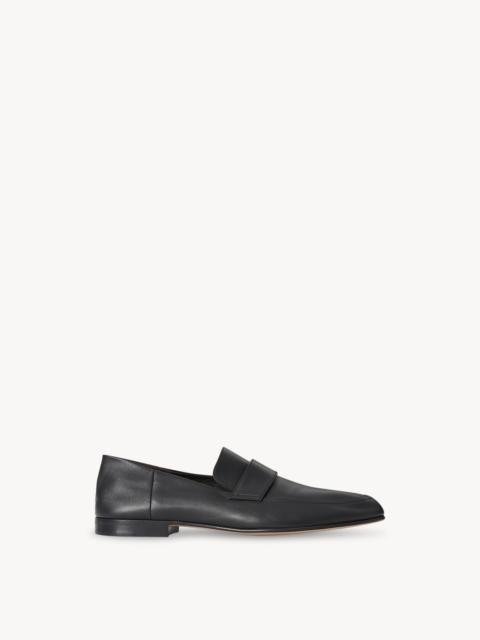 Classic Loafer in Leather