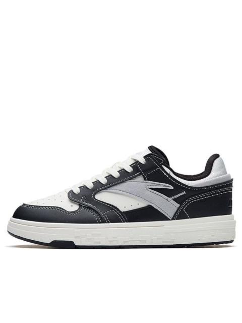(WMNS) ANTA Street Naughty Low 'Black Grey White' 122238066-9