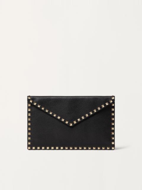 ROCKSTUD GRAINY CALFSKIN ENVELOPE POUCH