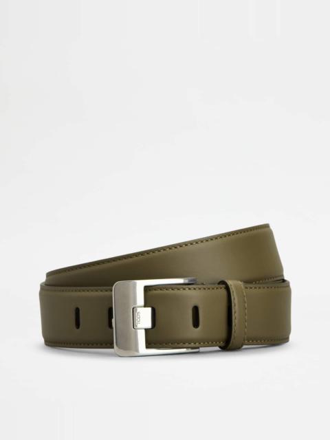 BELT IN LEATHER - GREEN
